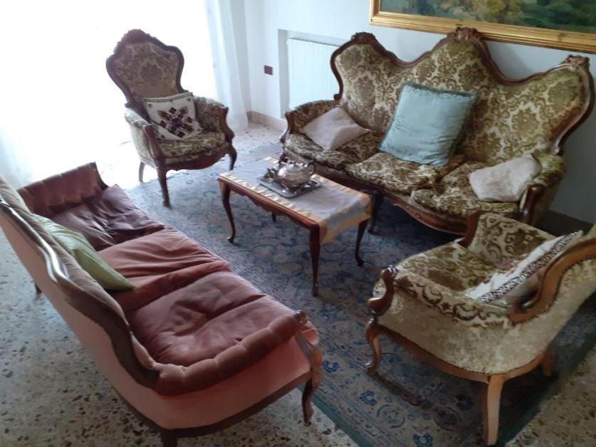 A Casa Di Adele Bed and Breakfast Καζέρτα Εξωτερικό φωτογραφία